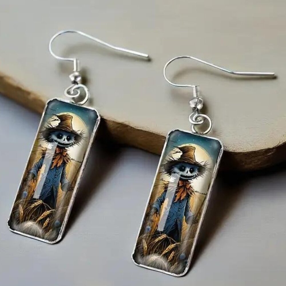 SCARECROW DANGLES